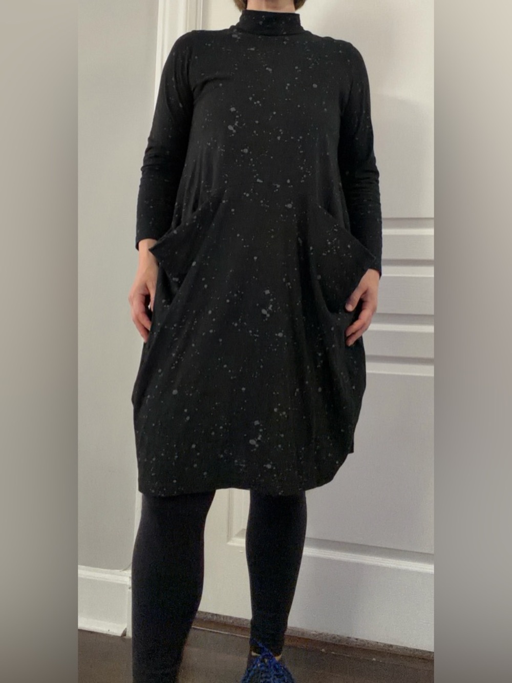 Black Speckled Long Sleeve Women’s Dress - Picture 2 of 5